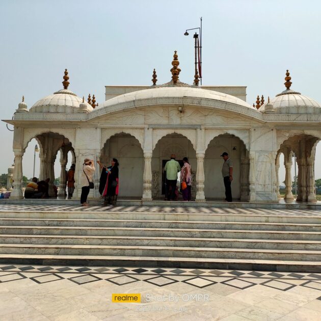 Pawapuri Jain mandir